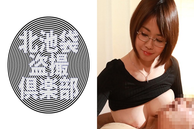 しょうこ 到处都安装偷拍照相机的家里眼镜娘巨乳熟女降临!男子身穿幼儿园制服,揉搓着老师满满的奶,执拗地玩弄乳头,享受着幼儿游戏。或许是事先混合的媚药效果吧,“我受不了了!和自己脱下内裤紧紧的握住肉棒!一边说着“绝对不能在里面露出来哦”一边用激烈的腰多次射精。