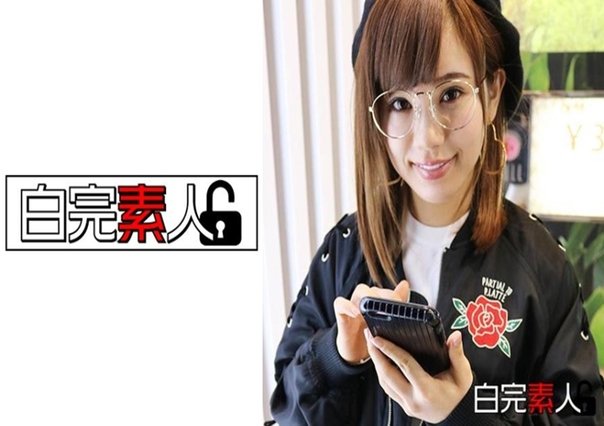 【流出】混血美女的私人3P视频 这是围绕菲律宾混血美女时的影像。口交很好,所以好像相当喜欢SEX。身体和表情都很性感!