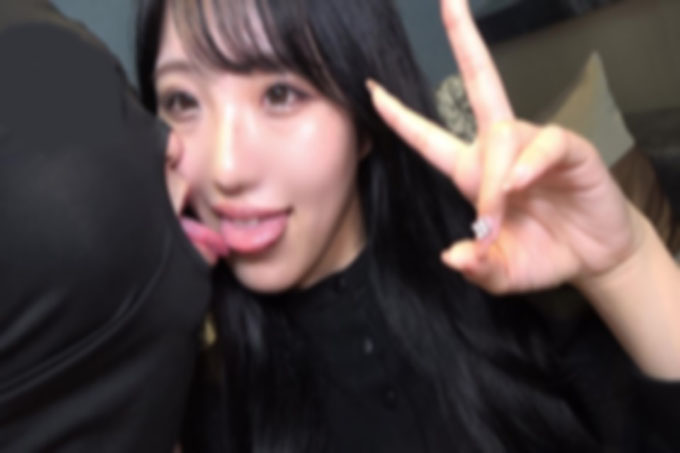 [FC2] (1)Musume Remi-chan？第一次在生的地方，中出和丰富的注射