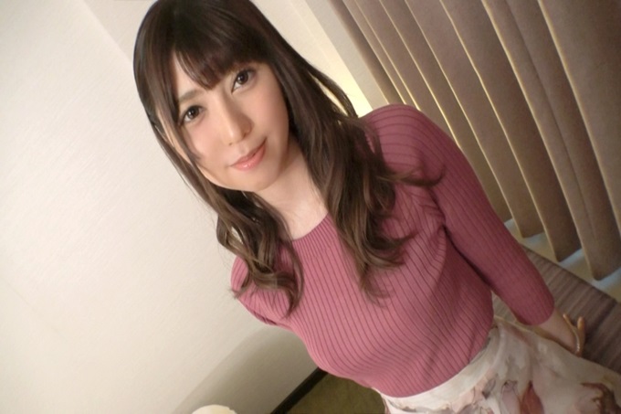 在网上申请AV→AV体验摄影 1504 【首次拍摄】【害羞的美女护士】【服务开关】在神○川县○○医院工作的美女护士登场。害羞的样子很可爱的她,感觉到的话真的汁液就会溢出来