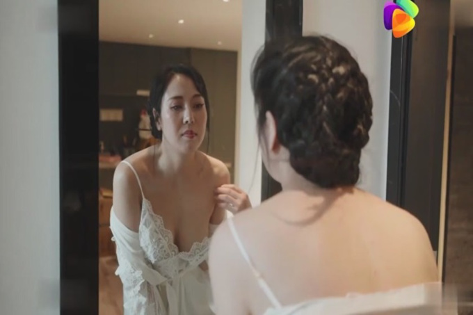 【超推荐❤️会尊享】最新果冻传媒AV剧情新作-离婚前妈妈干了儿子 极品乱伦操高潮 美乳淫妻杜鹃